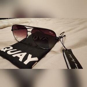 Quay High Key Aviator Sunglasses - Black Frame with Purple Gradient Lenses